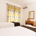 Plaza Real By Atlantichotels 3* 波尔蒂芒