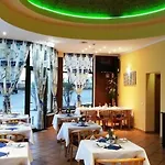 Plaza Real By Atlantichotels 3*
