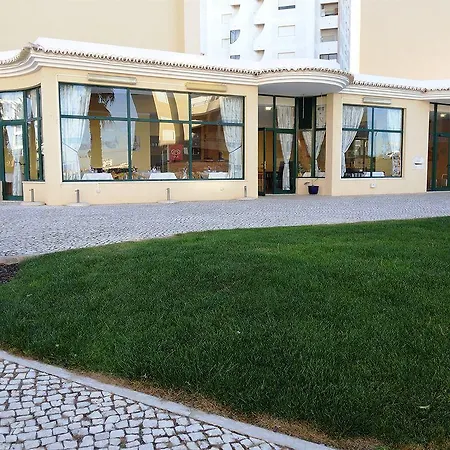 Aparthotel Plaza Real By Atlantichotels 3*