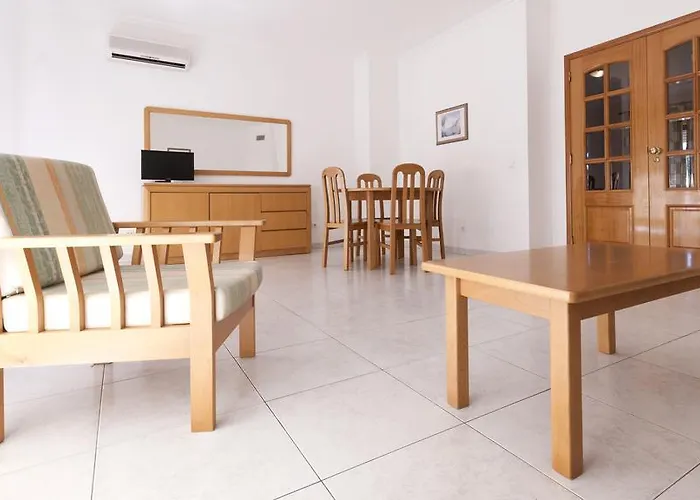 Plaza Real By Atlantichotels Lejlighedshotel