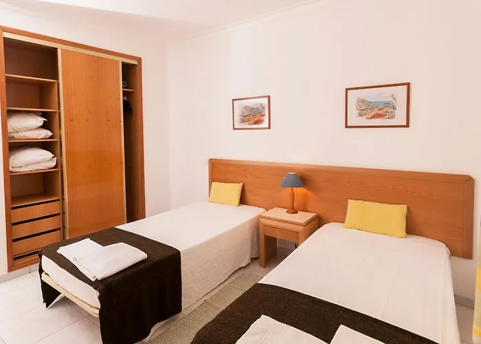 Plaza Real By Atlantichotels 3*