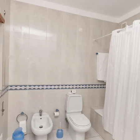 Ξενοδοχείο με διαμερίσματα Plaza Real By Atlantichotels 3*