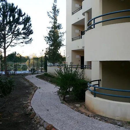 Ξενοδοχείο με διαμερίσματα Plaza Real By Atlantichotels 3*